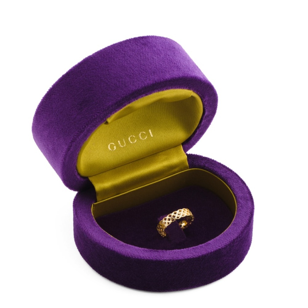 New Authentic Gucci 18K Gold Diamantissima Ring - Picture 10 of 12